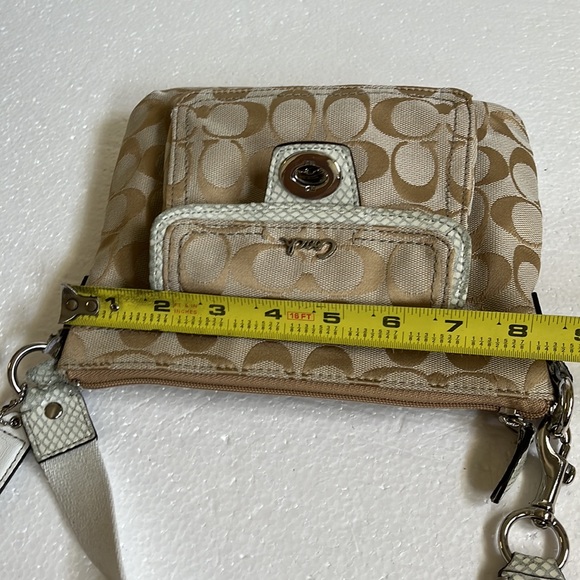 Coach tan signature C crossbody bag - Picture 5 of 15